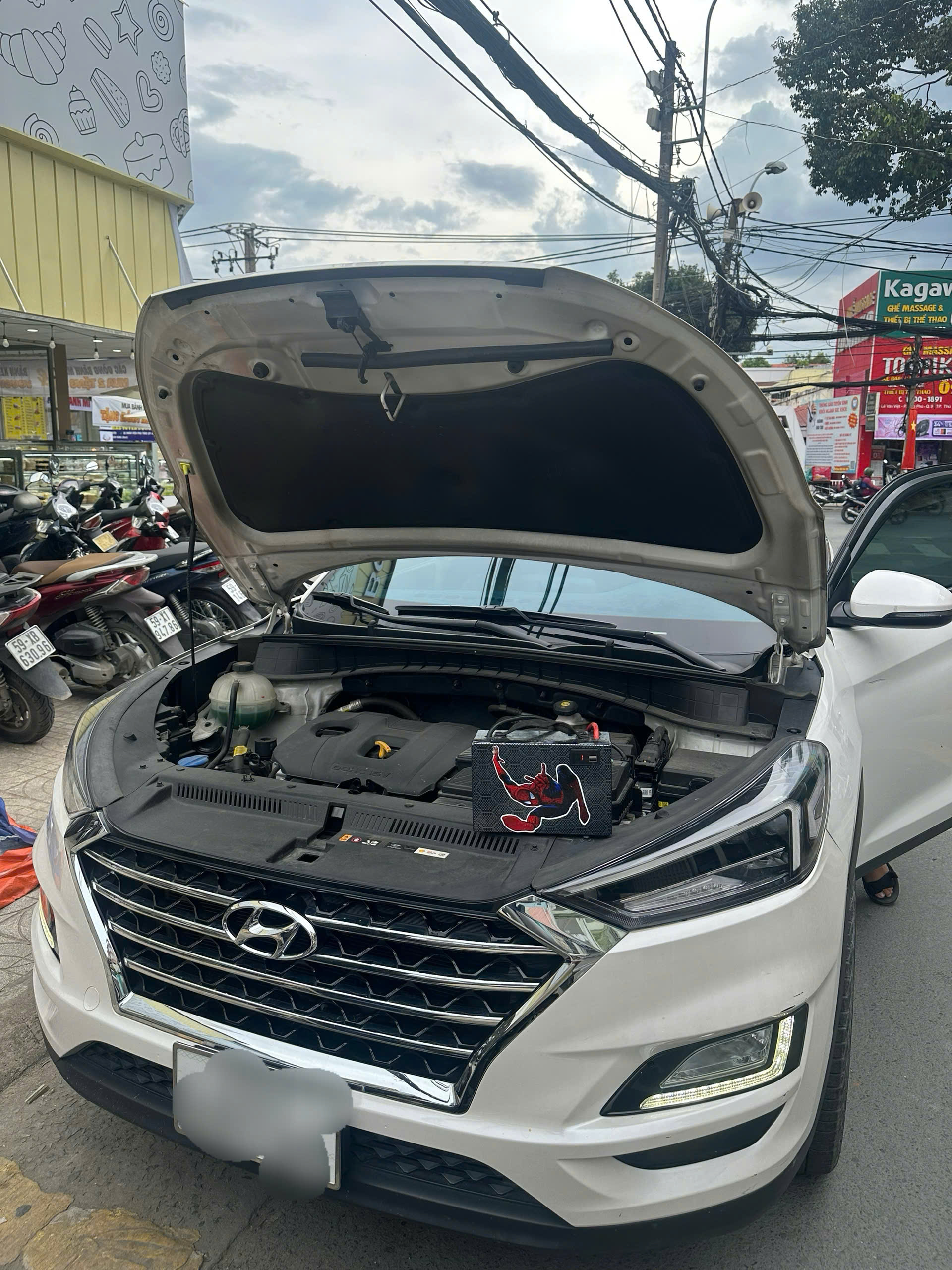 kích bình ô tô thủ đức